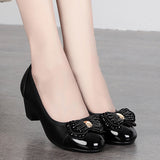 Bow Beaded Mother Shoes Soft Soles Single Shoes Thick Heel Lazy Leather Shoes Round Head Working Shoes Heel Women's Shoes HZ0115
