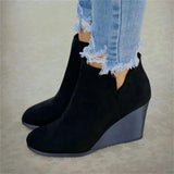 2025 Autumn And Winter New Flat Bottom Slope And Short Boots Women Retro Horse Chelsea Boots Large Size Women's Boots HZ0115