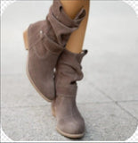 Autumn And Winter Ladies Large-Size Short-Slee Way Round Head Metal Buckle Side Zipper Low Side And Fashion Boots HZ0115