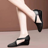 Slope Sandals Women 2025 New Spring And Summer Hollow Soft Base Middle-Naught Mother Shoes Breathable Comfortable Hand-Woven Single Shoes HZ0115