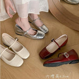 French Retro Mary Jane Shoes Women Spring And Autumn Small Design Single Shoes Light-Mouthed Silver Shoes HZ0115