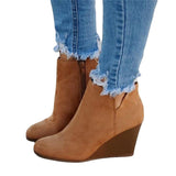 2025 Autumn And Winter New Flat Bottom Slope And Short Boots Women Retro Horse Chelsea Boots Large Size Women's Boots HZ0115