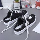 Canvas Shoes New Women's Spring Small White Shoes Flat Shoes Lazy Shoes One Foot Pedal Half A Tot HZ0115