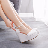 Slope Hed Sandals Women's Summer 2025 New Comfortable White Thick-Soled Round Head High-Heeled Waterproof Table Casual Women's Sandals HZ0115