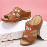 2025 Summer New Women's Shoes Hollow Flowers Embroidered Sandals Slope And Large Size Women's Slippers HZ0115