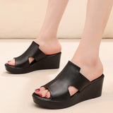 Cowskin Hollow Waterproof Table Thick Bottom One-Word Drag High Slope And Fitting Room Slippers Soft Bottom Loose Cake 4243 Women Cold Slippers HZ0115
