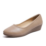 In The Autumn Of 2025, The New Women's Single Shoe Slope And Comfortable Pointed Bean Shoes In The Heel Of The Working Mother's Shoes HZ0115