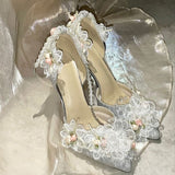 French Small Fragrant Wind Tip High Heels Women 2025 Spring And Summer Lace Flowers Fine Heel Wedding Shoes Pearl Chain Single Shoes HZ0115