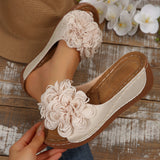 2025 New Summer Women's Slope And Thick-Bottom Slippers Large-Size Wear With Flowers Decoration HZ0115