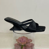 New Chinese Style Exotic Slope And Exposed Cool Slippers Women's Summer Niche Design Head High And Word Slippers HZ0115