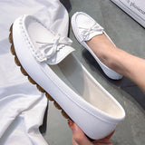 Bean Shoes Women Spring New Flat Single Shoes Soft Sole Lazy One Foot Mother White Nurse Shoes HZ0115
