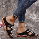 2025 Summer New Women's Shoes Hollow Flowers Embroidered Sandals Slope And Large Size Women's Slippers HZ0115
