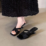 New Chinese Slope And Cool Slippers Women 2025 Summer New Fairy Style Design Sense Hedley Slippers HZ0115