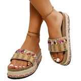 2025 Fashion Family Style Thick Bottom Slippers Women Rivet Hemp Rope Large Size Water Loose Beach Slippers HZ0115