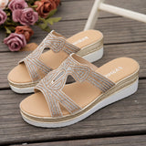Large-Size Slopes And Slippers Women's 2025 Summer Fashion Water Drill Outside Wearing Thick-Bottomed Large Beach Shoes HZ0115