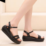 New Braided Slope And Waterproof Table Beach Sandals Women's Summer Buckle Loose Cake Thick Soles Comfortable Casual Women's Shoes HZ0115
