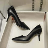 Hotel Working Shoes Women Black High Heels Fine Heel Professional Tip Low Heel Soft Leather Small Size Comfortable Single Shoes HZ0115