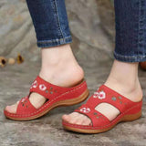 2025 Summer New Women's Shoes Hollow Flowers Embroidered Sandals Slope And Large Size Women's Slippers HZ0115