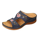 2025 Summer New Women's Shoes Hollow Flowers Embroidered Sandals Slope And Large Size Women's Slippers HZ0115