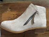Tling-Faced Martin Boots 2025 Autumn And Winter New Coarse Heel Side Zipper Large Size 43 Yards Female Short Boots HZ0115