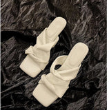 The Foot Of The Sleak High-Heeled Women's Sandals On The Feet Comfortable Square Head And A Word With Cool Slippers Coarse HZ0115