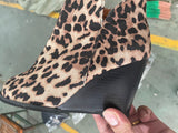 2025 Autumn And Winter New Flat Bottom Slope And Short Boots Women Retro Horse Chelsea Boots Large Size Women's Boots HZ0115