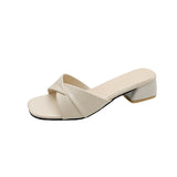 Large-Size Small Square And Slippers Women 2025 Summer New Korean Version Of The Word Slippers Women's Literature And Art Simple External Wear Temperament HZ0115