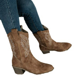 New Women's Embroidery Sleeves Vintage Boots Vintage Mid-Cute Head Western Cowboy Boots For Fall/Winter 2025 HZ0115