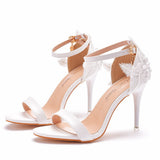 9 Cm Light Mouth With White Sandals Fine Heel Exposed Toe Large-Size Sandals Beaded Flowers Wedding Banquet Shoes HZ0115